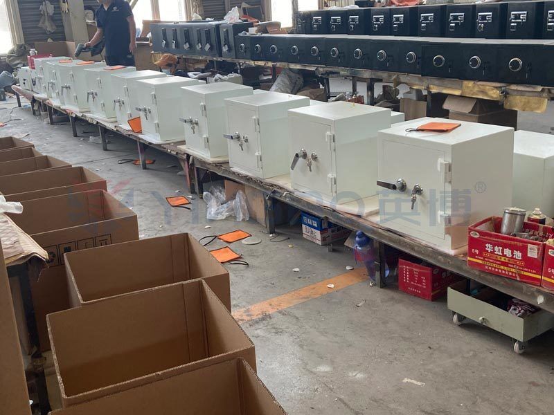 Hebei Yingbo Safe Boxes Co., Ltd línea de producción del fabricante